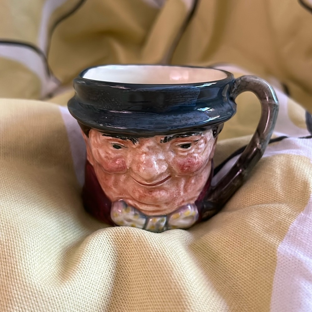 Royal Doulton Toby mug small